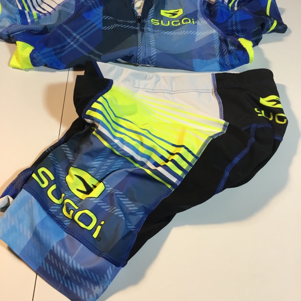 SUGOI cycling jersey and matching bike shorts. Size large.